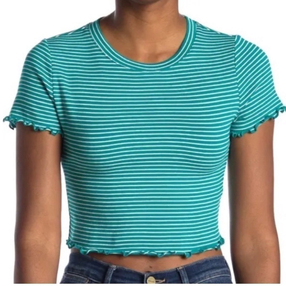 Nordstrom Abound New Size‎ M Green and White Stripes Lettuce Trim Crop Top